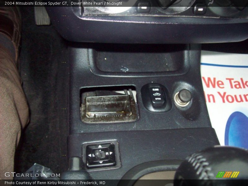 Dover White Pearl / Midnight 2004 Mitsubishi Eclipse Spyder GT