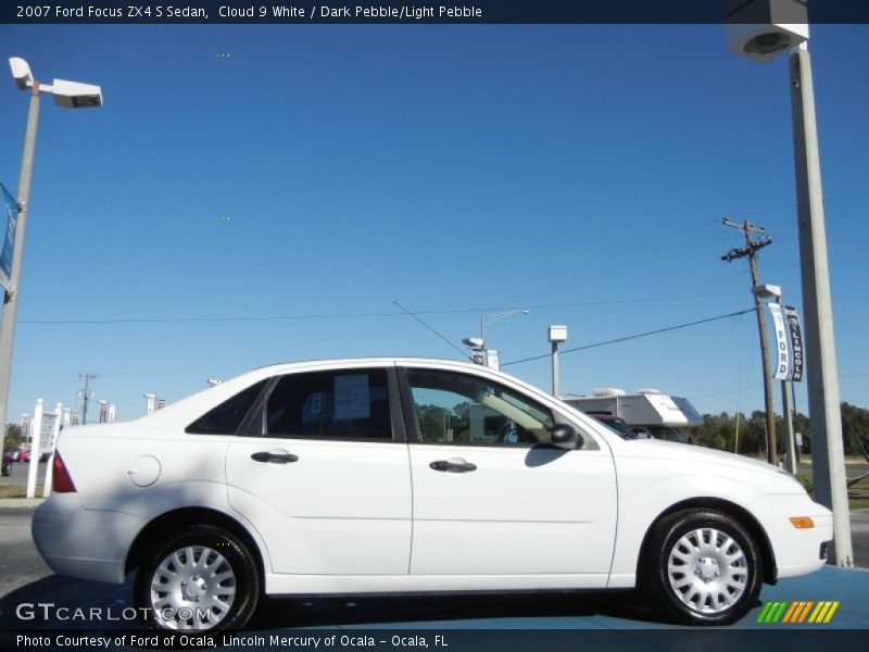 Cloud 9 White / Dark Pebble/Light Pebble 2007 Ford Focus ZX4 S Sedan