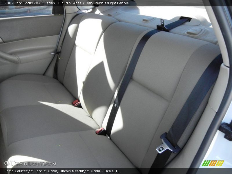 Cloud 9 White / Dark Pebble/Light Pebble 2007 Ford Focus ZX4 S Sedan