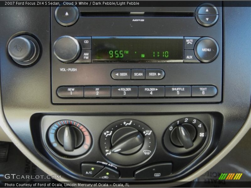 Cloud 9 White / Dark Pebble/Light Pebble 2007 Ford Focus ZX4 S Sedan