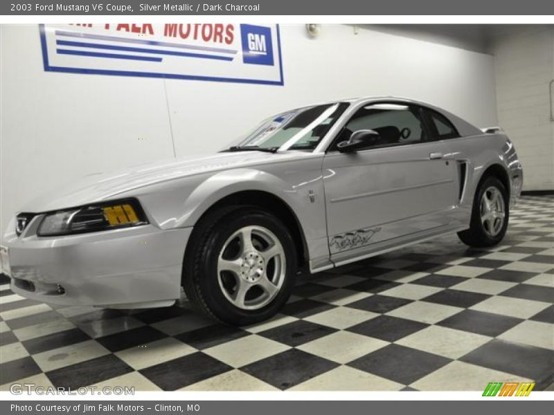 Silver Metallic / Dark Charcoal 2003 Ford Mustang V6 Coupe