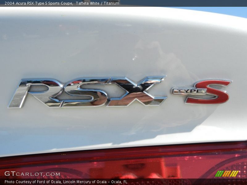  2004 RSX Type S Sports Coupe Logo