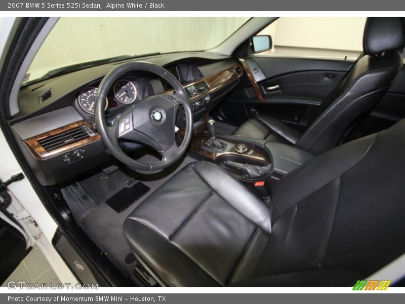 Alpine White / Black 2007 BMW 5 Series 525i Sedan