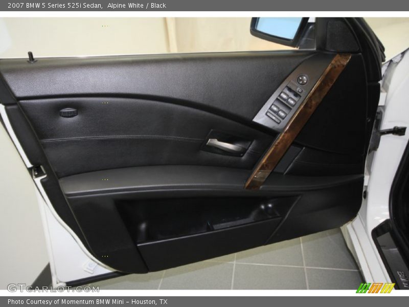 Alpine White / Black 2007 BMW 5 Series 525i Sedan