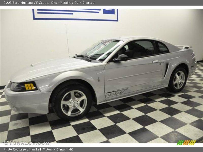 Silver Metallic / Dark Charcoal 2003 Ford Mustang V6 Coupe