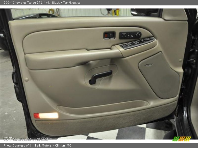 Door Panel of 2004 Tahoe Z71 4x4