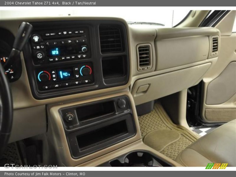 Black / Tan/Neutral 2004 Chevrolet Tahoe Z71 4x4