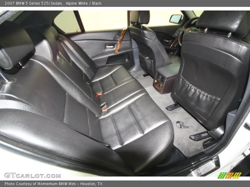 Alpine White / Black 2007 BMW 5 Series 525i Sedan