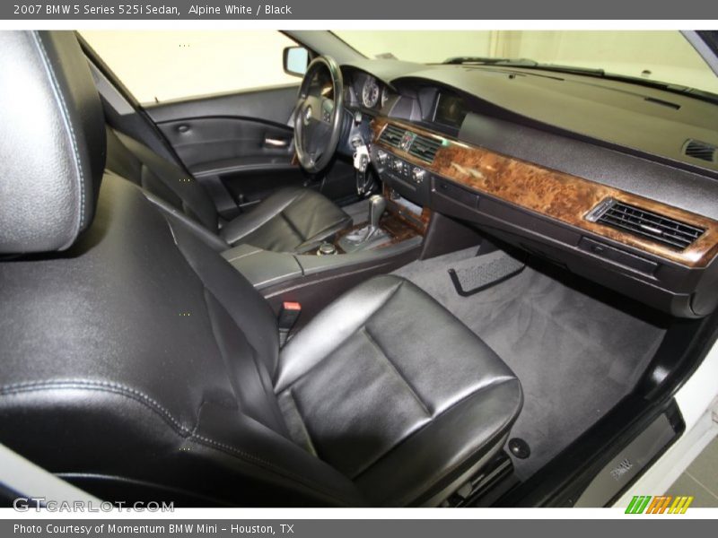 Alpine White / Black 2007 BMW 5 Series 525i Sedan