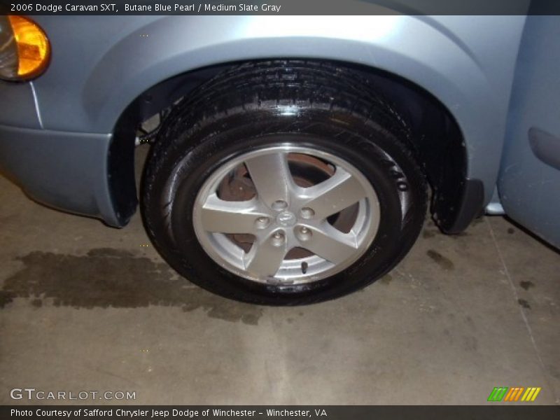  2006 Caravan SXT Wheel