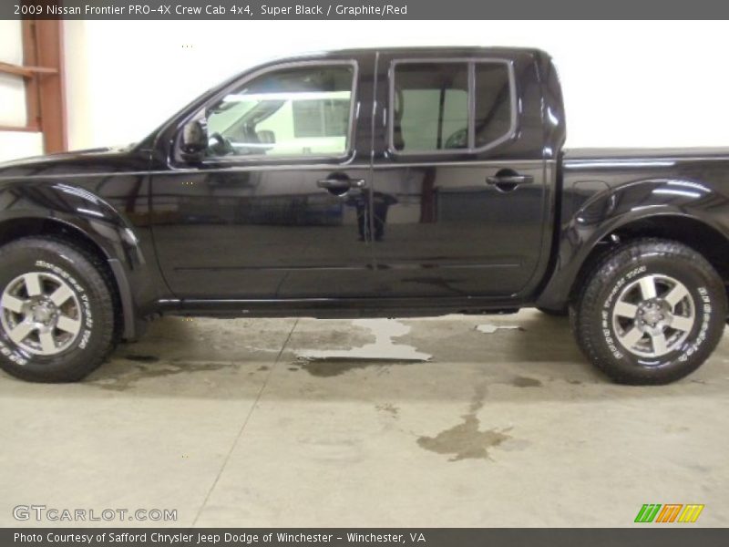 Super Black / Graphite/Red 2009 Nissan Frontier PRO-4X Crew Cab 4x4