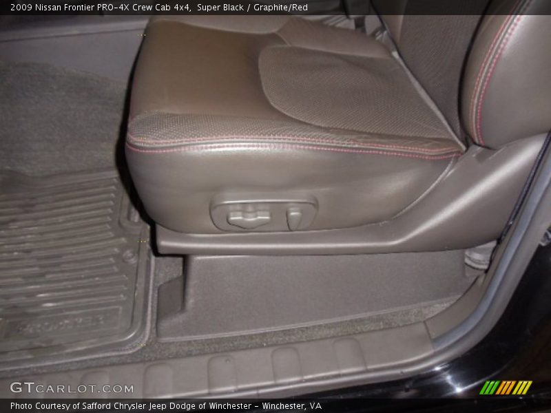 Super Black / Graphite/Red 2009 Nissan Frontier PRO-4X Crew Cab 4x4