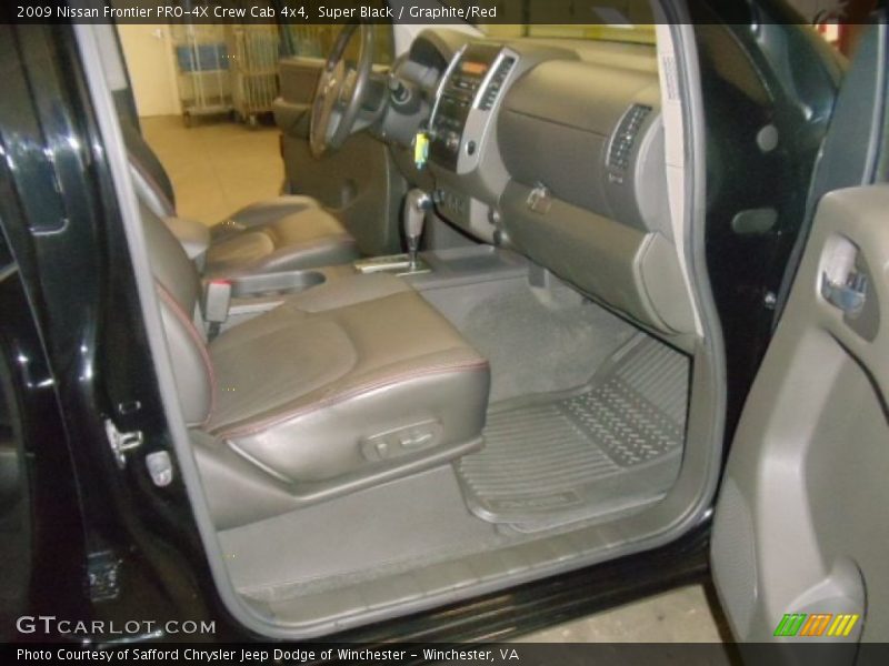 Super Black / Graphite/Red 2009 Nissan Frontier PRO-4X Crew Cab 4x4