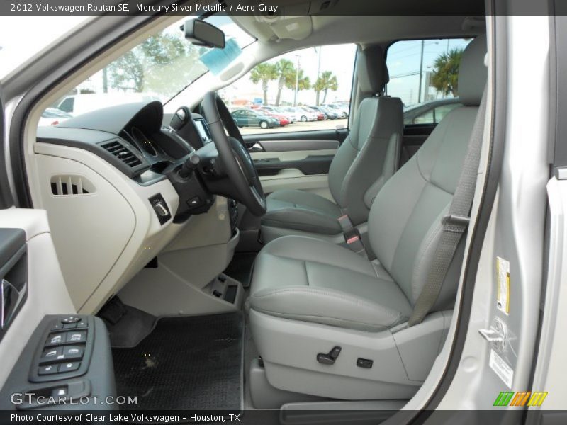  2012 Routan SE Aero Gray Interior