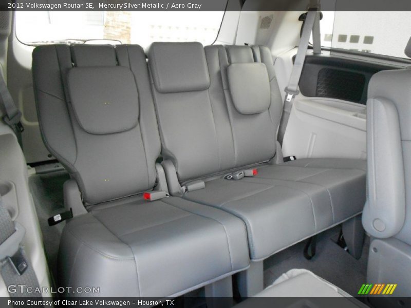 2012 Routan SE Aero Gray Interior