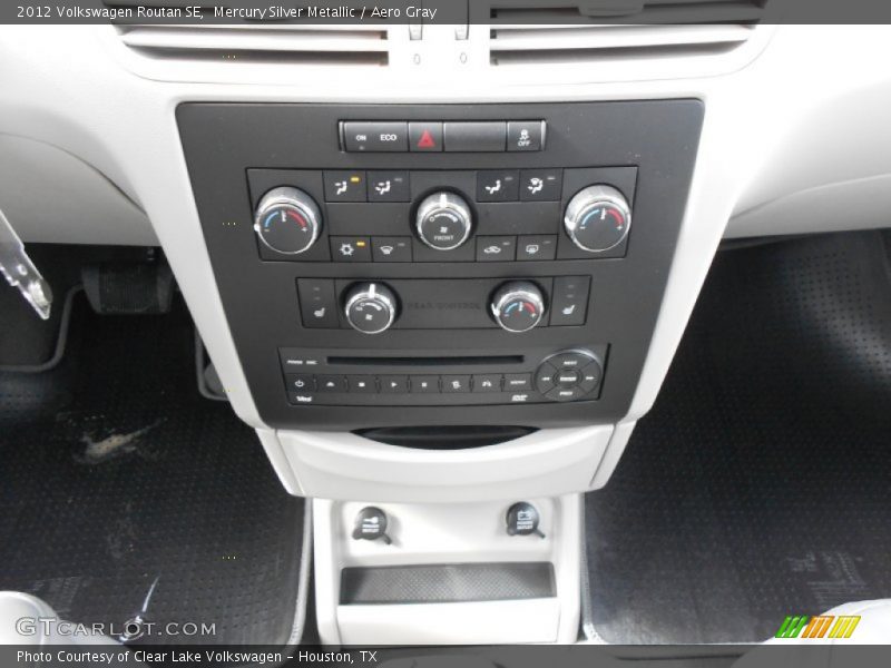 Controls of 2012 Routan SE