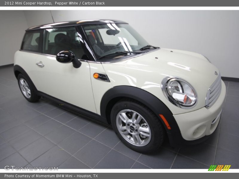 Pepper White / Carbon Black 2012 Mini Cooper Hardtop