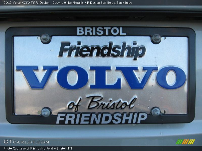 Cosmic White Metallic / R Design Soft Beige/Black Inlay 2012 Volvo XC60 T6 R-Design