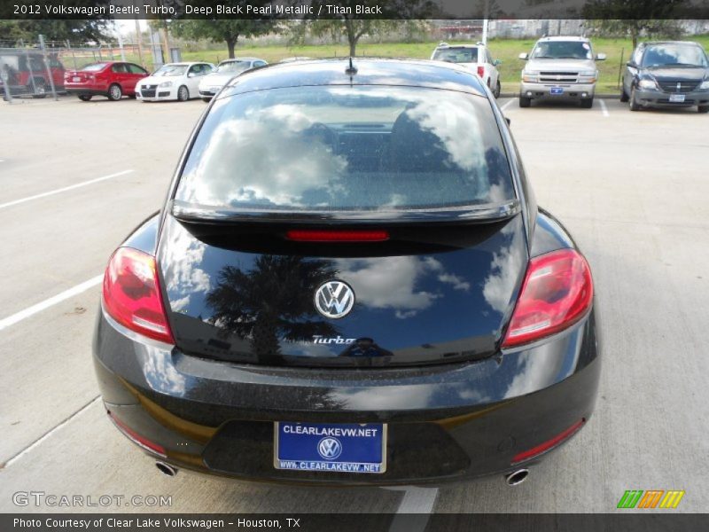Deep Black Pearl Metallic / Titan Black 2012 Volkswagen Beetle Turbo