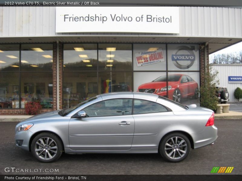 Electric Silver Metallic / Off Black 2012 Volvo C70 T5