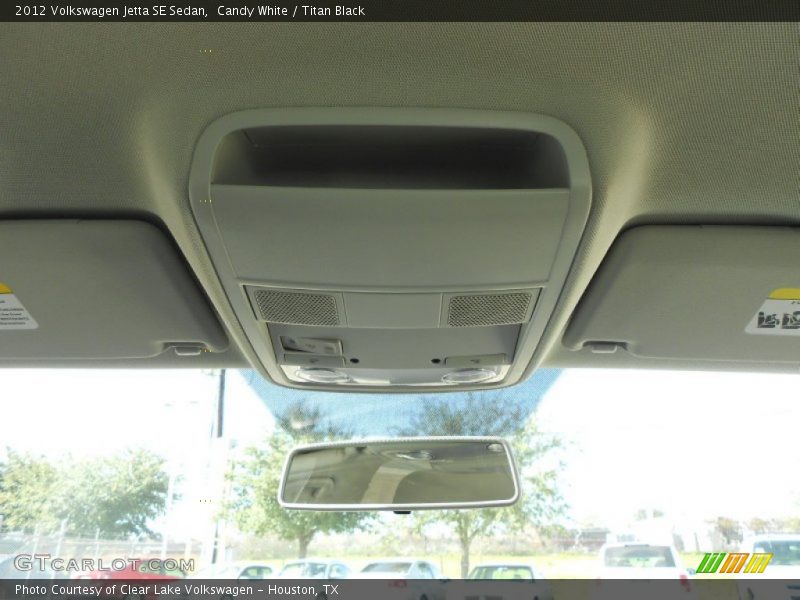 Candy White / Titan Black 2012 Volkswagen Jetta SE Sedan