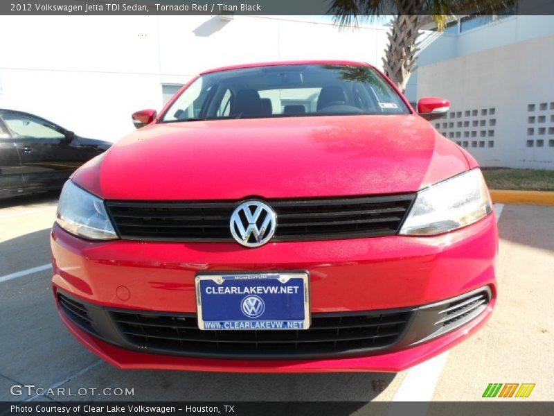 Tornado Red / Titan Black 2012 Volkswagen Jetta TDI Sedan