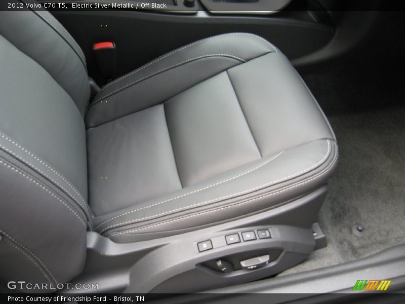 Electric Silver Metallic / Off Black 2012 Volvo C70 T5
