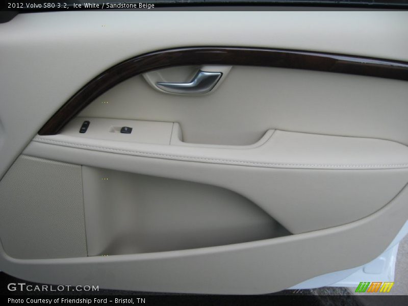 Ice White / Sandstone Beige 2012 Volvo S80 3.2