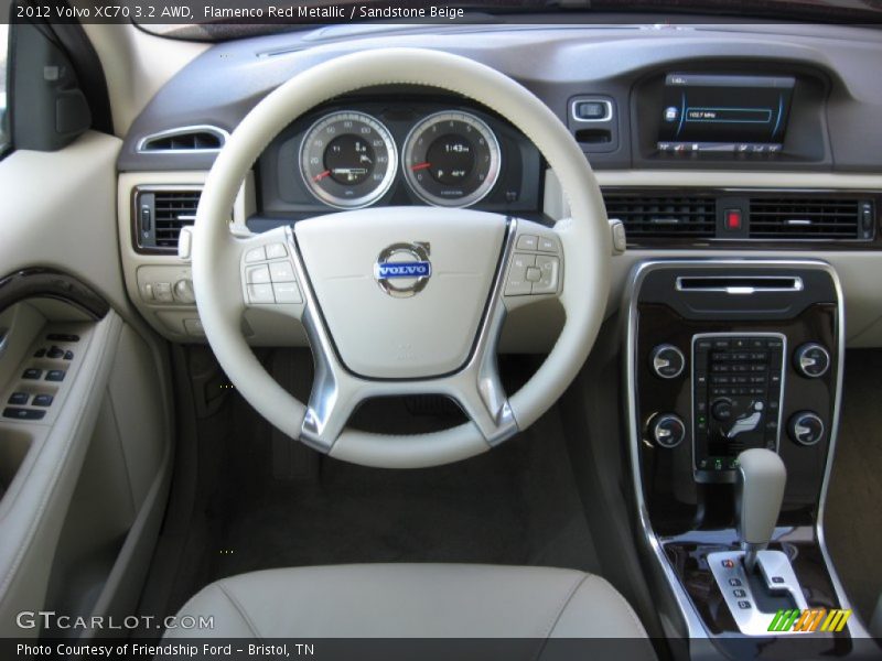 Dashboard of 2012 XC70 3.2 AWD