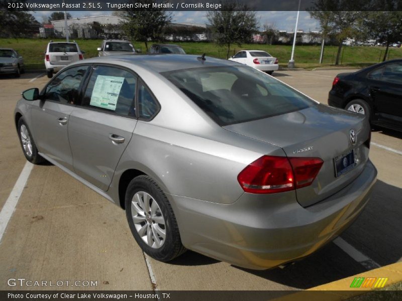 Tungsten Silver Metallic / Cornsilk Beige 2012 Volkswagen Passat 2.5L S
