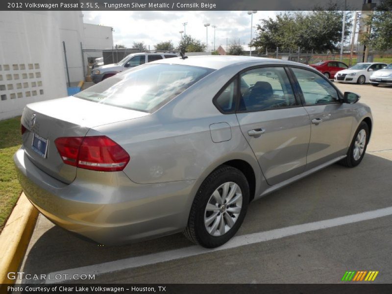 Tungsten Silver Metallic / Cornsilk Beige 2012 Volkswagen Passat 2.5L S