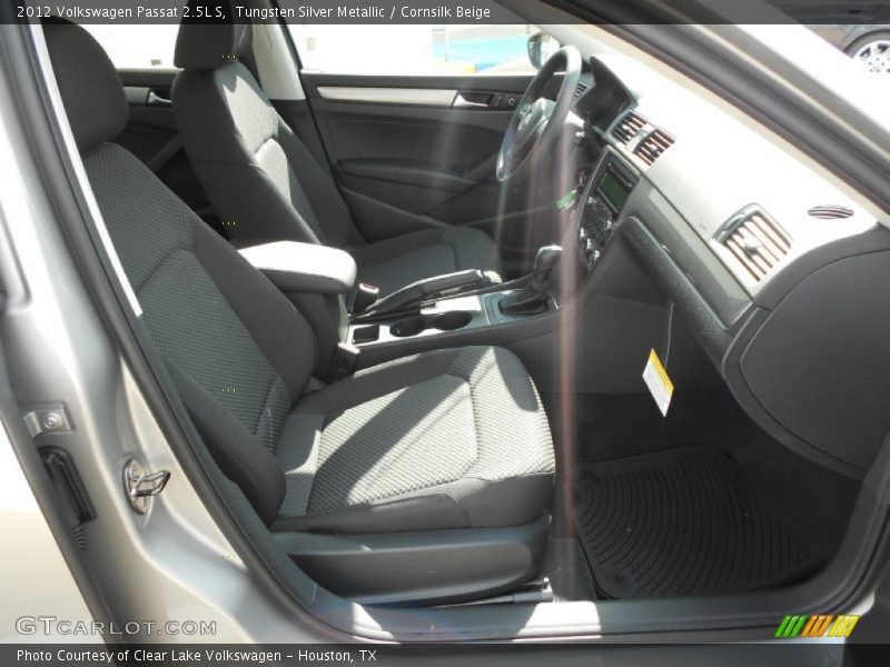 Tungsten Silver Metallic / Cornsilk Beige 2012 Volkswagen Passat 2.5L S