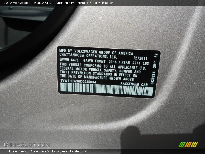 Tungsten Silver Metallic / Cornsilk Beige 2012 Volkswagen Passat 2.5L S