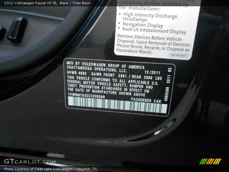 Black / Titan Black 2012 Volkswagen Passat V6 SE