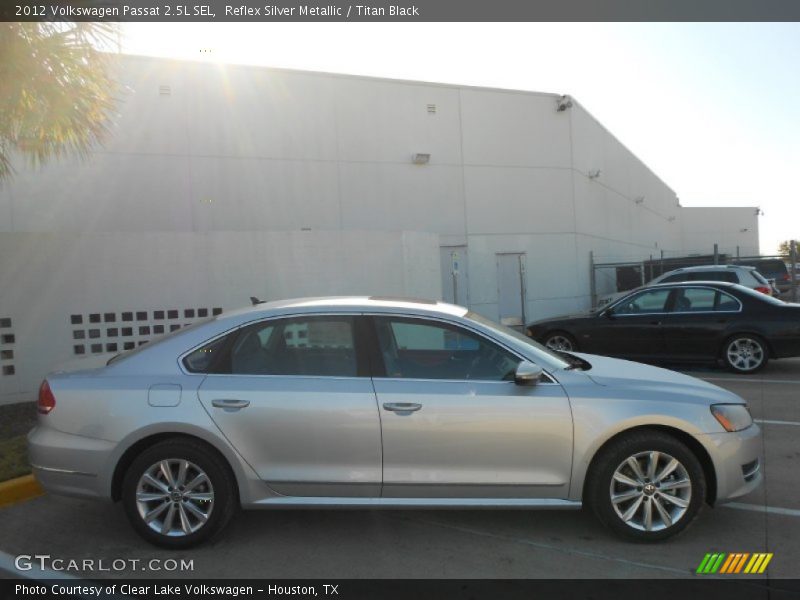 Reflex Silver Metallic / Titan Black 2012 Volkswagen Passat 2.5L SEL