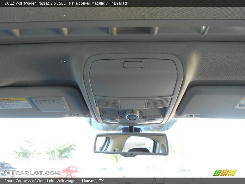 Reflex Silver Metallic / Titan Black 2012 Volkswagen Passat 2.5L SEL