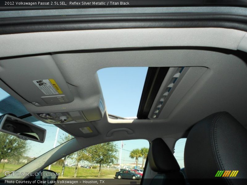 Reflex Silver Metallic / Titan Black 2012 Volkswagen Passat 2.5L SEL