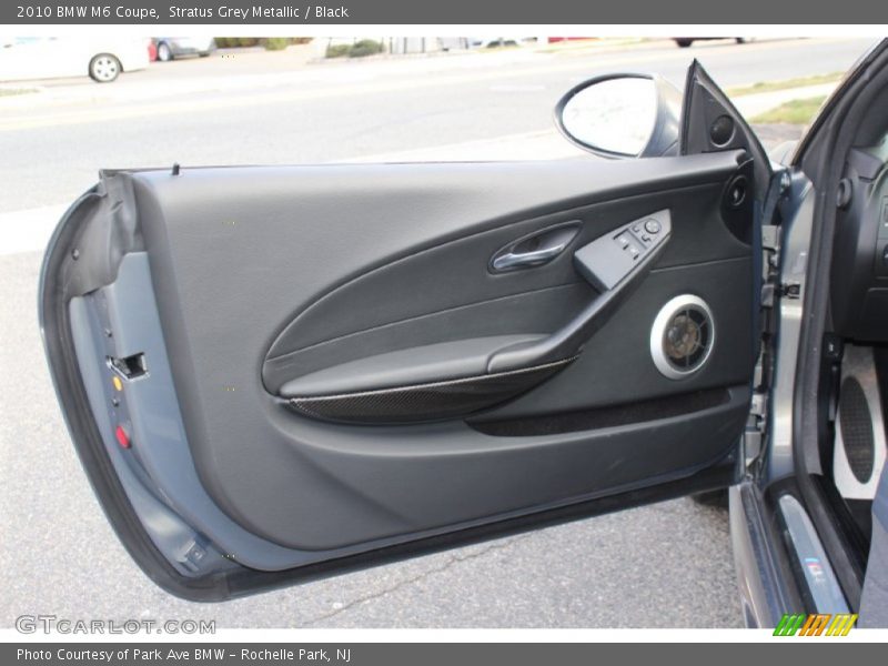 Door Panel of 2010 M6 Coupe