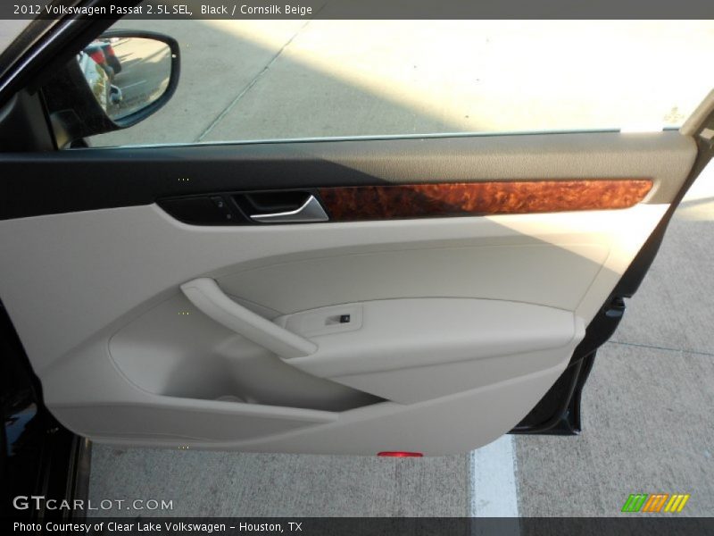 Black / Cornsilk Beige 2012 Volkswagen Passat 2.5L SEL