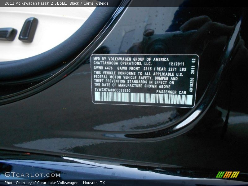 Black / Cornsilk Beige 2012 Volkswagen Passat 2.5L SEL