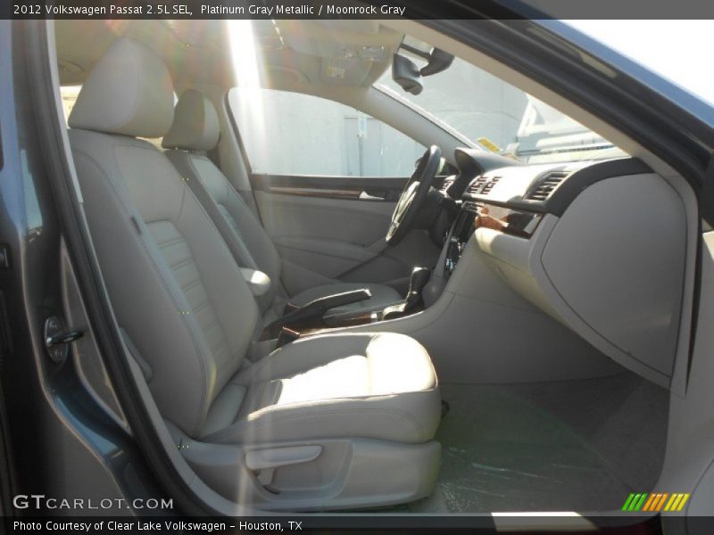 Platinum Gray Metallic / Moonrock Gray 2012 Volkswagen Passat 2.5L SEL