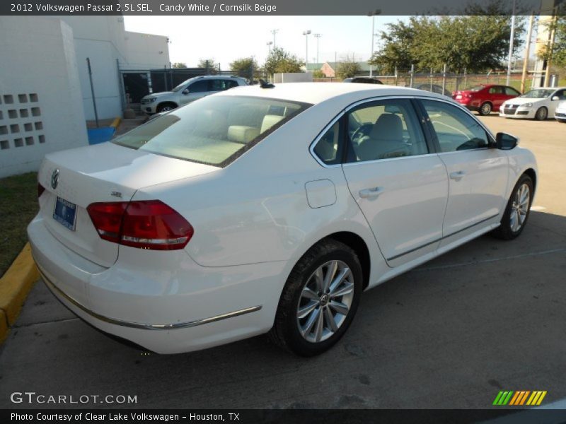 Candy White / Cornsilk Beige 2012 Volkswagen Passat 2.5L SEL
