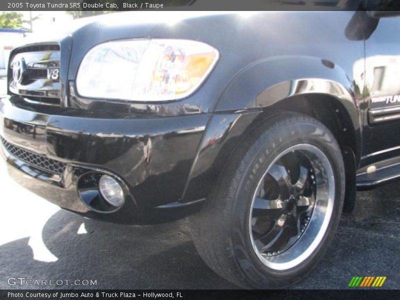 Black / Taupe 2005 Toyota Tundra SR5 Double Cab