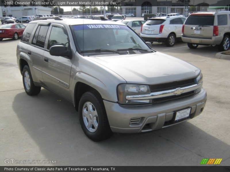 Light Pewter Metallic / Medium Oak 2002 Chevrolet TrailBlazer LT