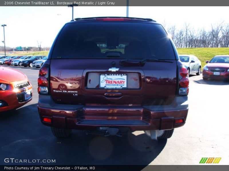 Bordeaux Red Metallic / Light Gray 2006 Chevrolet TrailBlazer LS