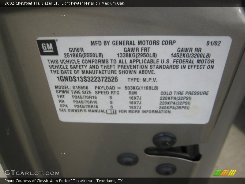 Light Pewter Metallic / Medium Oak 2002 Chevrolet TrailBlazer LT