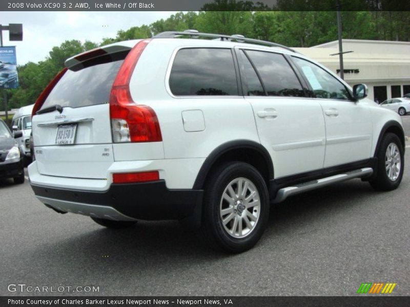 Ice White / Off Black 2008 Volvo XC90 3.2 AWD