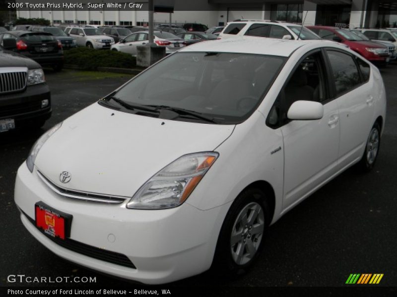 Super White / Gray 2006 Toyota Prius Hybrid
