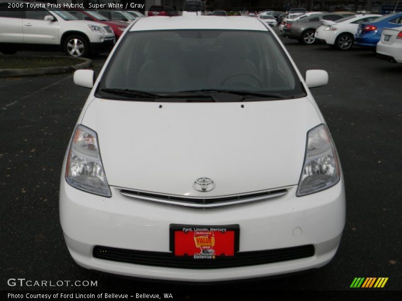 Super White / Gray 2006 Toyota Prius Hybrid