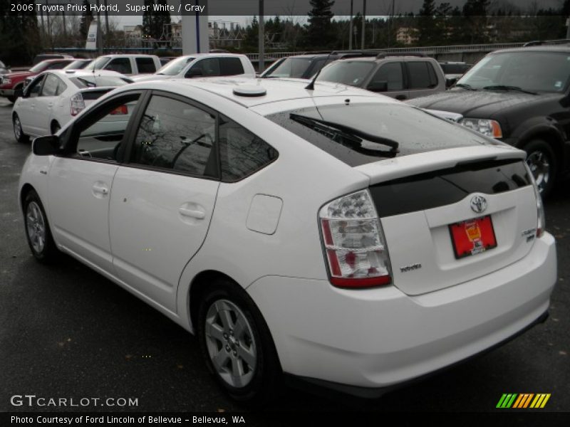 Super White / Gray 2006 Toyota Prius Hybrid